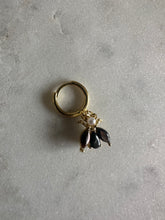 Load image into Gallery viewer, Black pearl bee